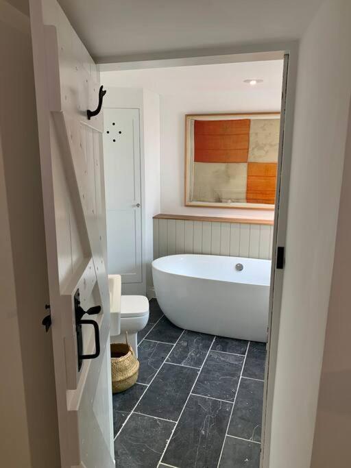 Luxurious Cottage In The Heart Of Falmouth Exteriér fotografie